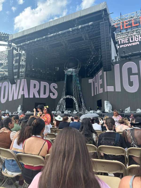 Citi Field, section: Floor A3, row: 16, seat: 11