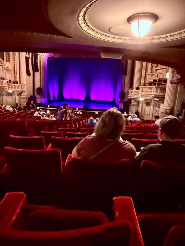 Majestic Theatre, Dallas, section: Orchestra R, row: U, seat: 4