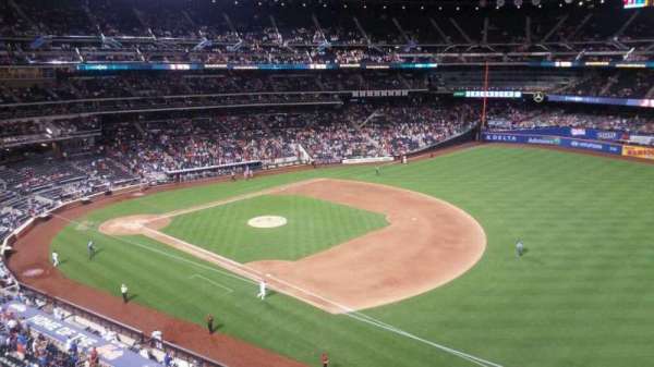 Citi Field, section: 404, row: 1, seat: 17
