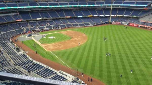 Yankee Stadium, section: 409, row: 1, seat: 5