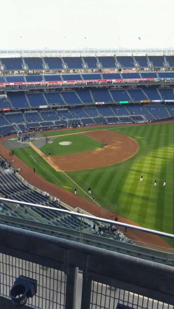 Yankee Stadium, section: 409, row: 2, seat: 1