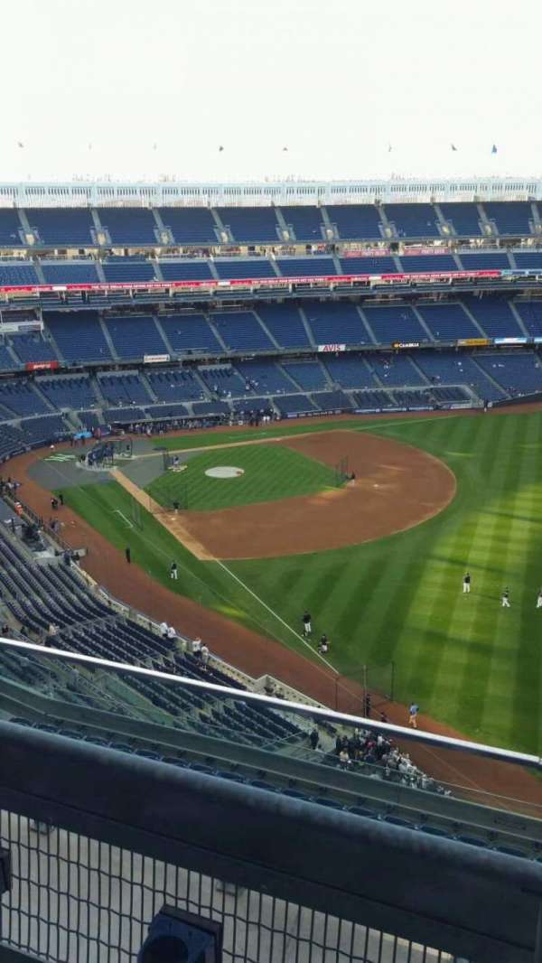Yankee Stadium, section: 409, row: 2, seat: 2