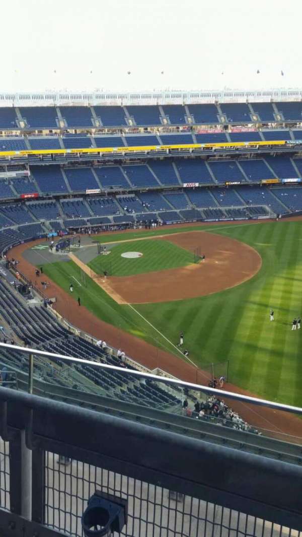 Yankee Stadium, section: 409, row: 2, seat: 3