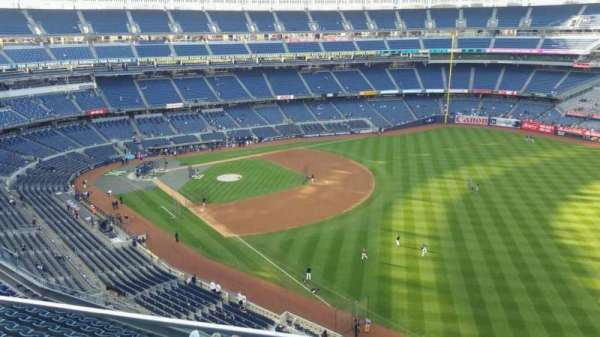 Yankee Stadium, section: 409, row: 2, seat: 14