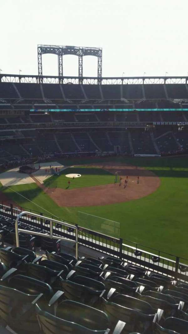 Citi Field, section: 401, row: 7, seat: 6