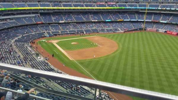 Yankee Stadium, section: 409, row: 1, seat: 7