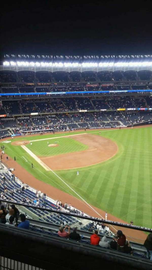 Yankee Stadium, section: 409, row: 2, seat: 2