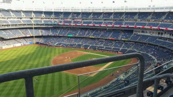 Yankee Stadium, section: 431a, row: 3, seat: 1