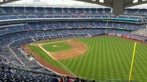 Yankee Stadium, section: 409, row: 14, seat: 7