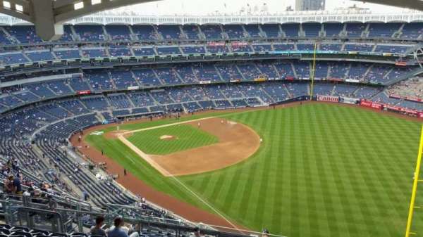 Yankee Stadium, section: 409, row: 14, seat: 13