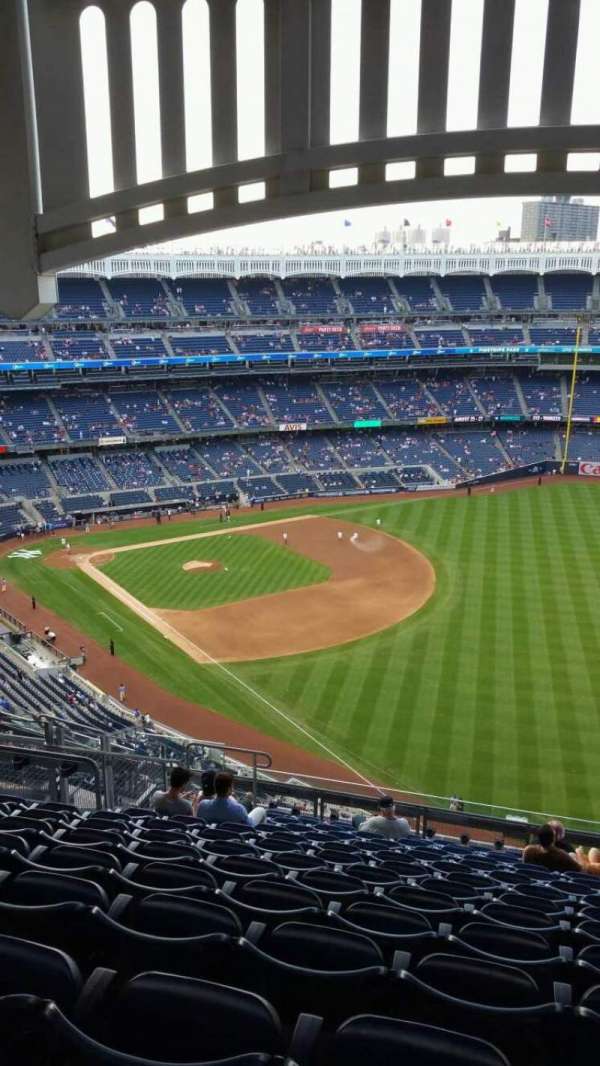 Yankee Stadium, section: 409, row: 14, seat: 16