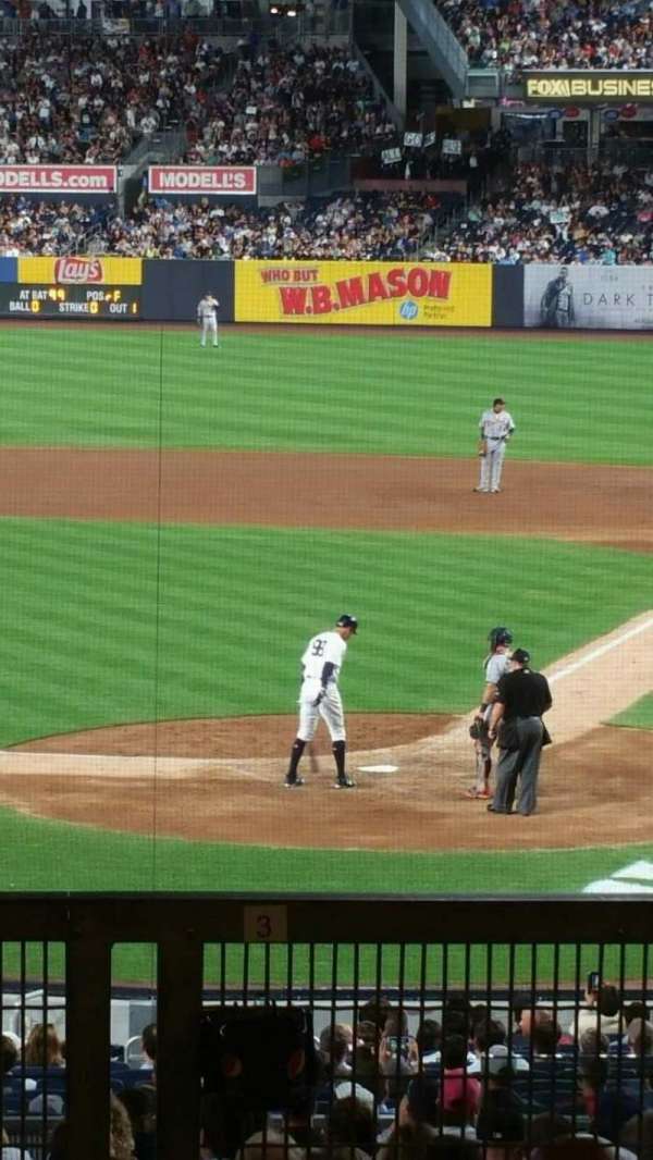 Yankee Stadium, section: 121B, row: 17S, seat: 2