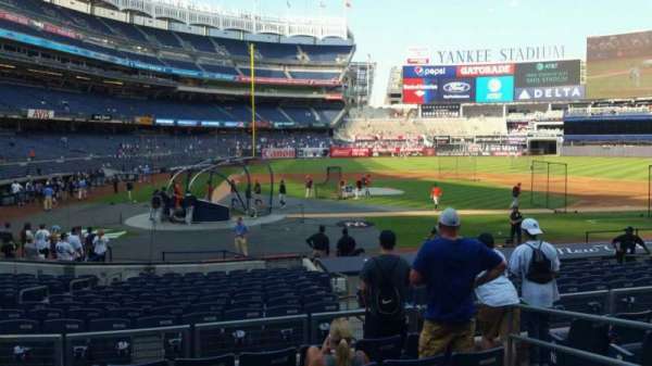 Yankee Stadium, section: 117B, row: 7, seat: 5