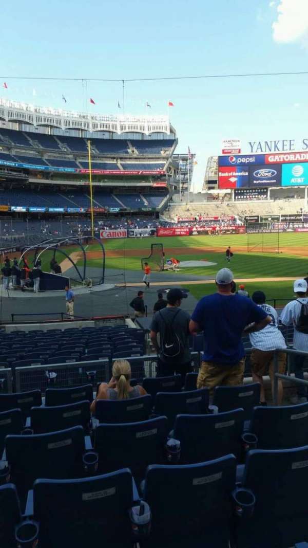 Yankee Stadium, section: 117B, row: 7, seat: 4