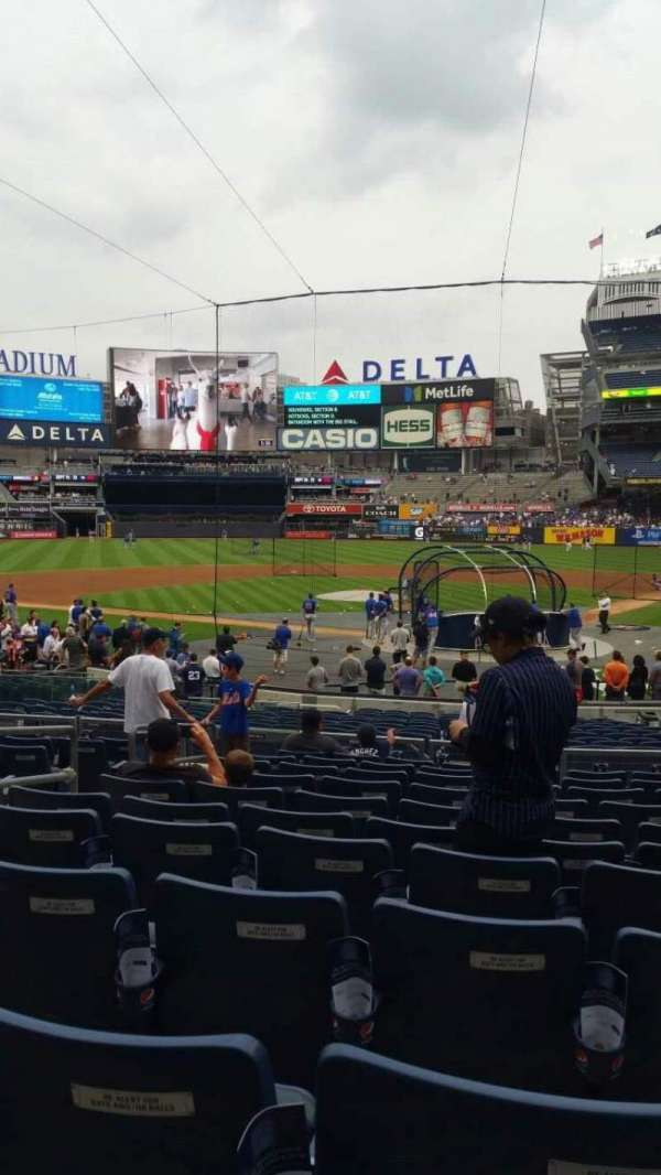 Yankee Stadium, section: 121A, row: 11, seat: 6