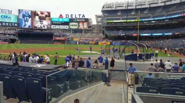 Yankee Stadium, section: 122, row: 3, seat: 1