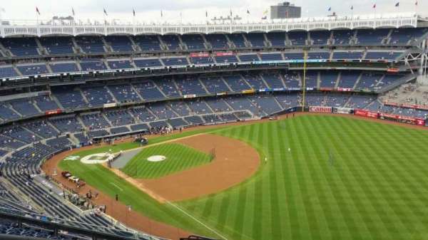 Yankee Stadium, section: 409, row: 11, seat: 23
