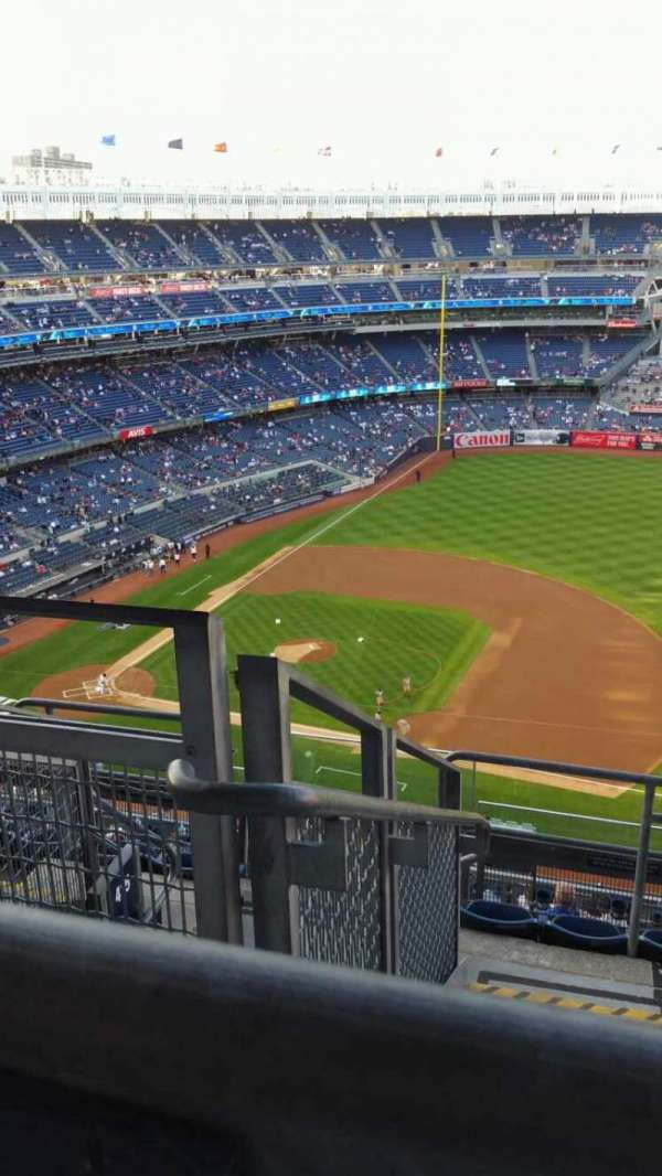 Yankee Stadium, section: 414, row: 7, seat: 25