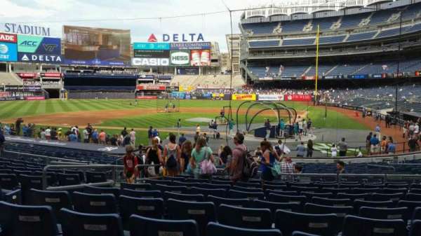 Yankee Stadium, section: 121B, row: 11, seat: 6