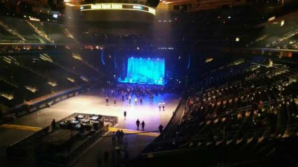 Madison Square Garden, section: 206, row: 2, seat: 4