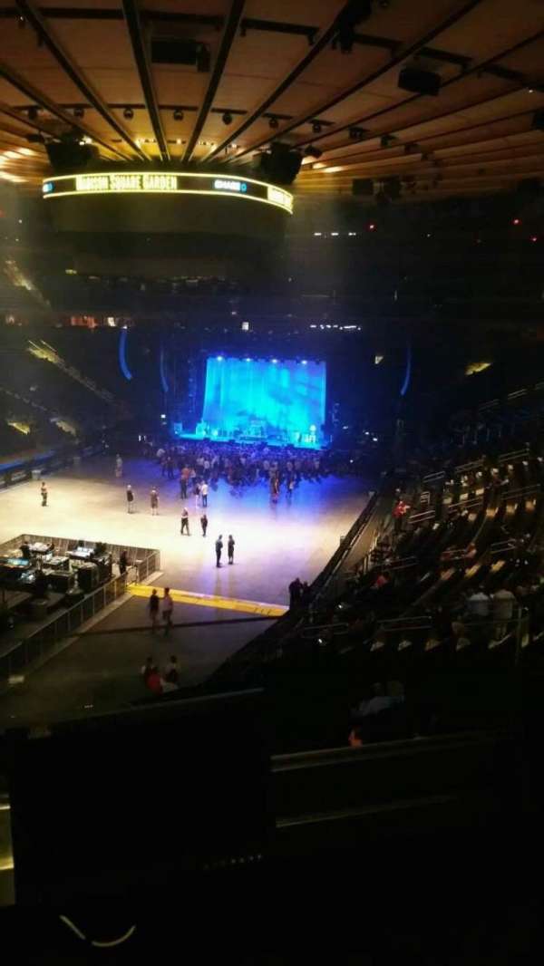 Madison Square Garden, section: 206, row: 2, seat: 7