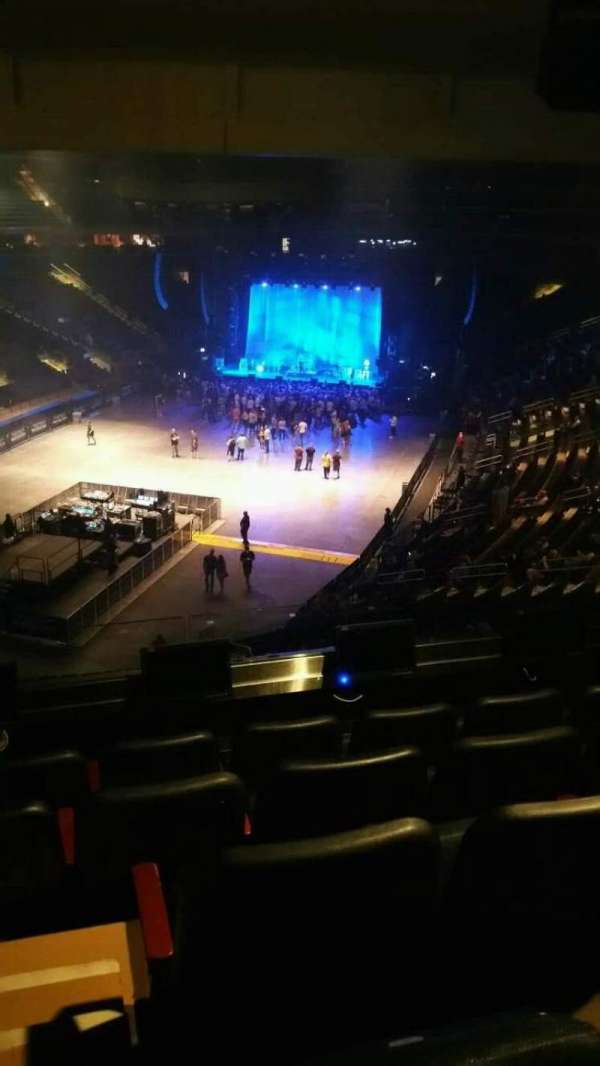 Madison Square Garden, section: 206, row: 5, seat: 2