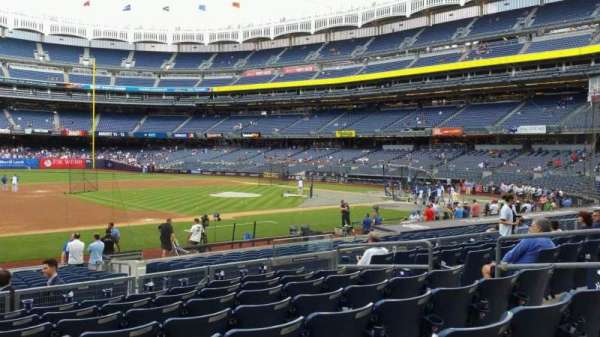 Yankee Stadium, section: 126, row: 8, seat: 9