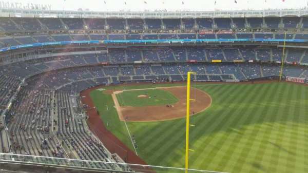 Yankee Stadium, section: 407B, row: 6, seat: 6