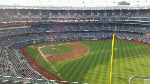Yankee Stadium, section: 408, row: 5, seat: 3