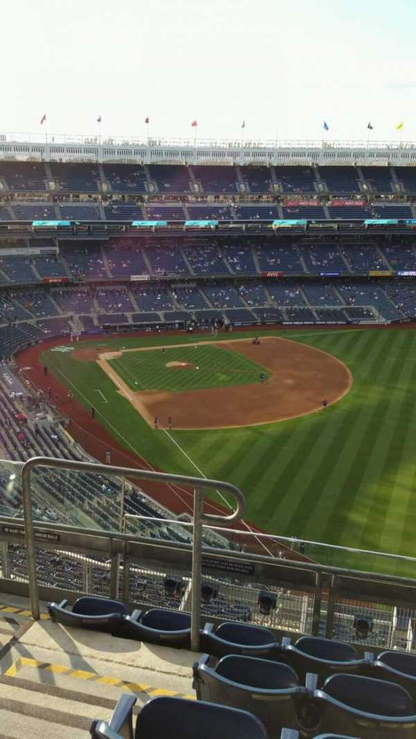 Yankee Stadium, section: 408, row: 5, seat: 15