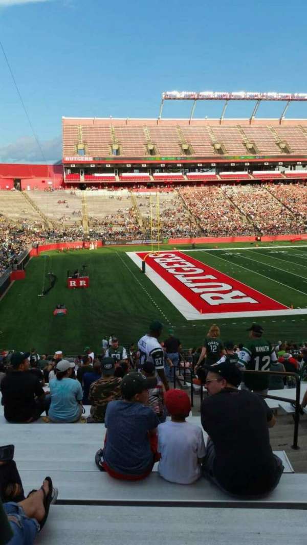 SHI Stadium, section: 110, row: 32, seat: 4