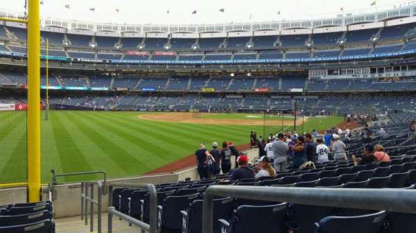 Yankee Stadium, section: 132, row: 10, seat: 1
