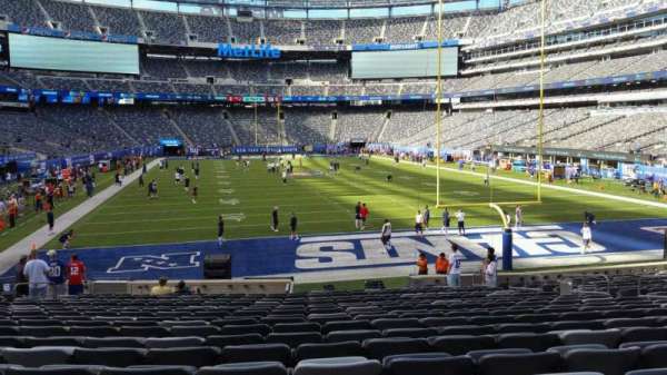 MetLife Stadium, section: 128, row: 21, seat: 13
