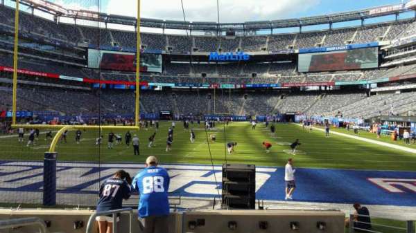 MetLife Stadium, section: 124, row: 7, seat: 22