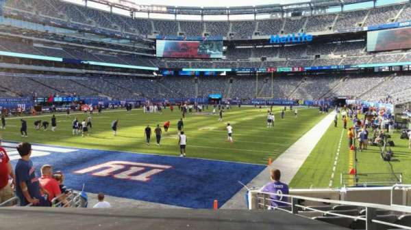 MetLife Stadium, section: 123, row: 10, seat: 6