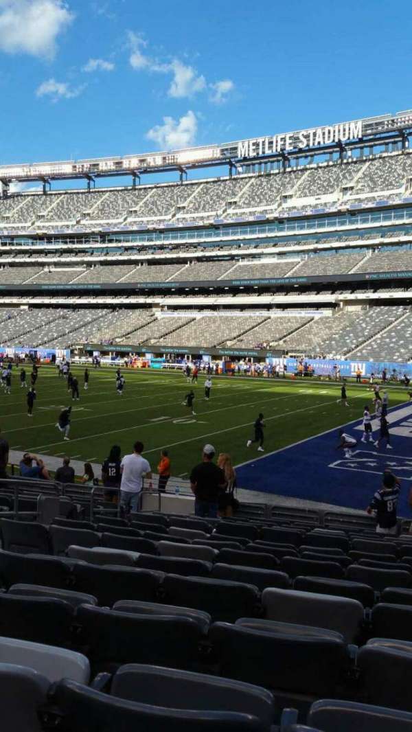 MetLife Stadium, section: 133, row: 13, seat: 10