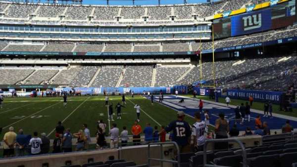 MetLife Stadium, section: 135, row: 8, seat: 1
