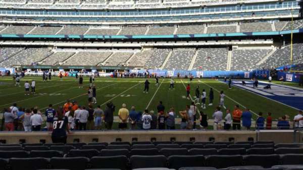 MetLife Stadium, section: 135, row: 8, seat: 5