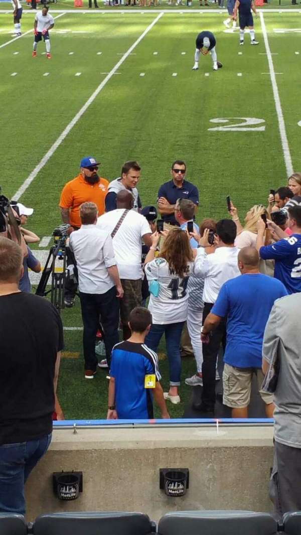 MetLife Stadium, section: 135, row: 8, seat: 21