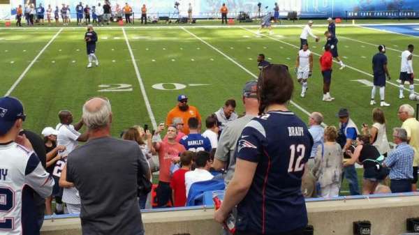 MetLife Stadium, section: 135, row: 8, seat: 22