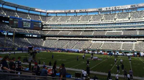 MetLife Stadium, section: 137, row: 15, seat: 20
