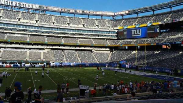 MetLife Stadium, section: 139, row: 18, seat: 1