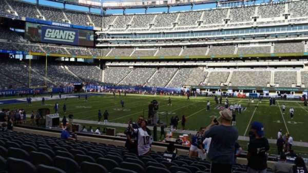 MetLife Stadium, section: 139, row: 18, seat: 1