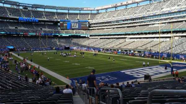 MetLife Stadium, section: 131, row: 27, seat: 1