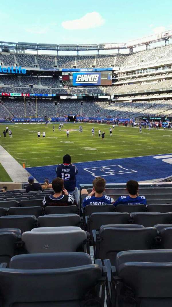 MetLife Stadium, section: 129, row: 15, seat: 17