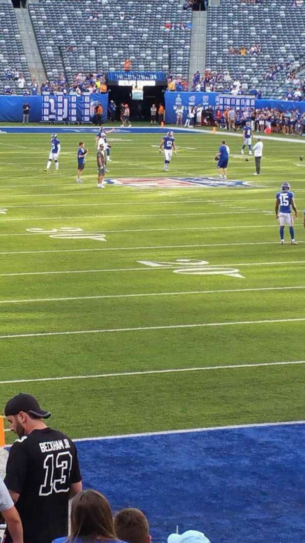 MetLife Stadium, section: 129, row: 15, seat: 24