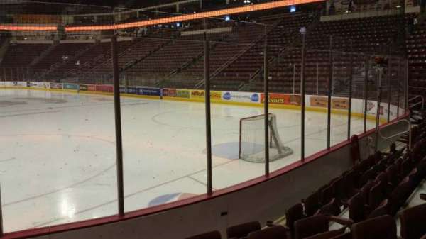 Giant Center, section: 125, row: E, seat: 7