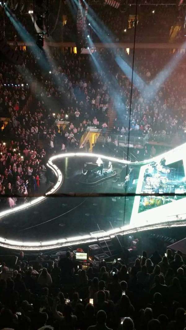Madison Square Garden, section: 213, row: 1, seat: 9