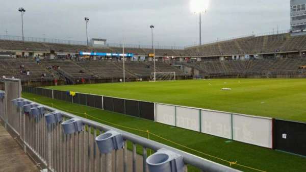 Rentschler Field, section: 121, row: 1, seat: 7