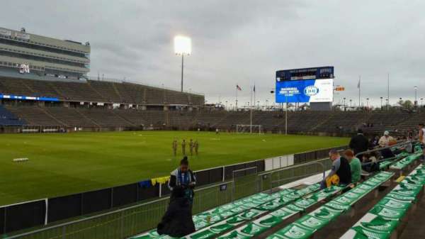 Rentschler Field, section: 118, row: 7, seat: 21